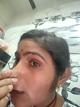 LUCKY cut online show from 03-25-26, 06:19