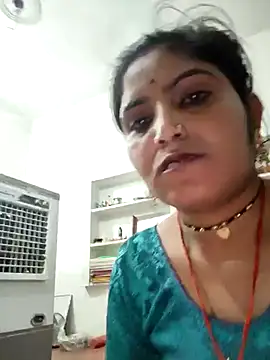 LUCKY cut online show from 04-18-26, 06:23