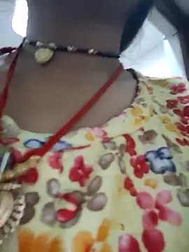 Snapshot of LUCKY_cut chatting on 06-11-26, 01:16 LUCKY cut online show from 06-11-26, 01:16