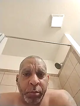 Snapshot of Bbcscottie77 chatting on 01-18-26, 05:00 Bbcscottie77 online show from 01-18-26, 05:00