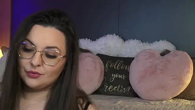 Snapshot of Mia_Swano chatting on 02-21-26, 03:40 Mia Swano online show from 02-21-26, 03:40