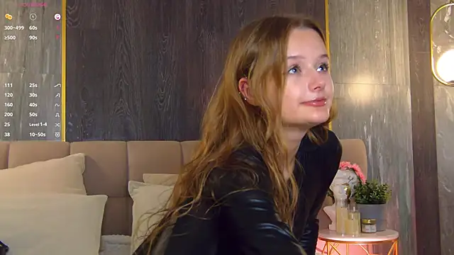 Mary Parksy online show from 10-13-25, 04:18