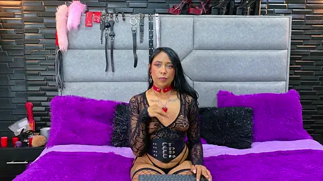 Snapshot of DaiaRousi chatting on 11-14-25, 03:05 DaiaRousi online show from 11-14-25, 03:05