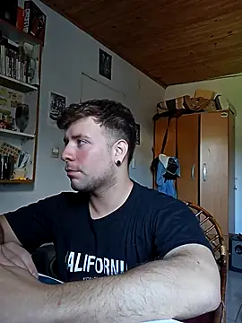 Snapshot of ferrari1996 chatting on 11-06-25, 05:58 ferrari1996 online show from 11-06-25, 05:58