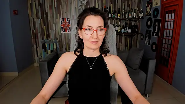 Snapshot of UnaTerra chatting on 02-27-26, 09:09 UnaTerra online show from 02-27-26, 09:09