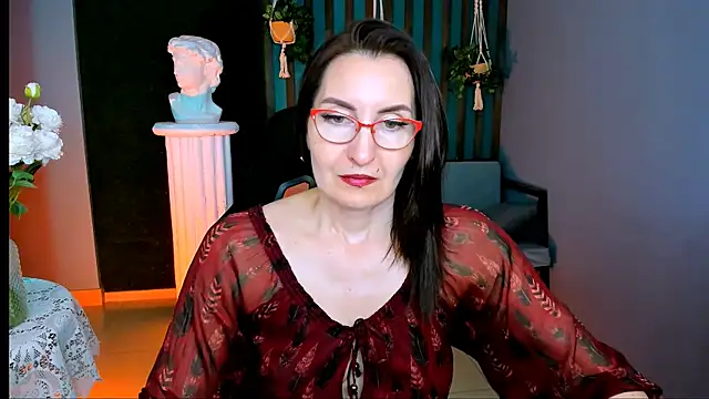 UnaTerra online show from 05-15-26, 06:09