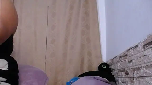 Snapshot of Bicky_24 chatting on 05-01-26, 08:52 Bicky 24 online show from 05-01-26, 08:52