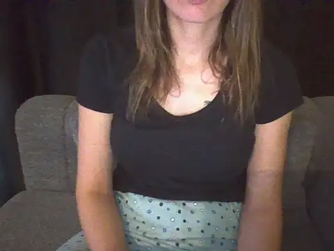 Snapshot of Olguolcay chatting on 09-24-25, 05:16 Olguolcay online show from 09-24-25, 05:16