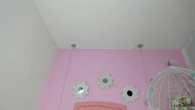 Snapshot of CannelaSmith chatting on 11-01-25, 05:59 CannelaSmith online show from 11-01-25, 05:59