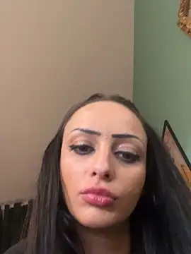 Snapshot of bbadies chatting on 10-03-25, 11:46 bbadies online show from 10-03-25, 11:46