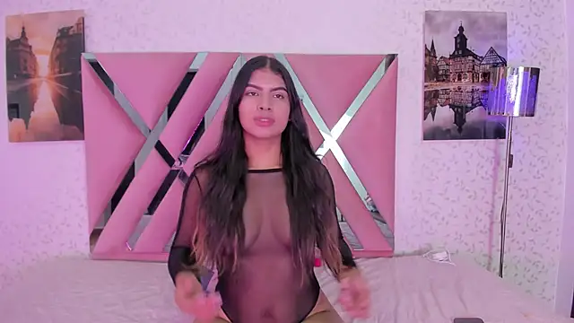 Snapshot of SophiaSalazar_ chatting on 11-07-25, 12:05 SophiaSalazar online show from 11-07-25, 12:05