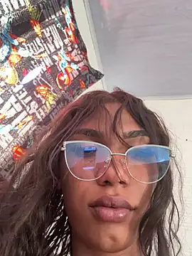Snapshot of Penelopee_Rouse chatting on 07-01-26, 10:20 Penelopee Rouse online show from 07-01-26, 10:20