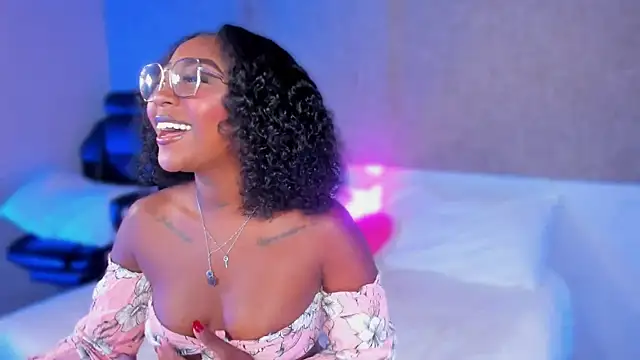 Snapshot of Kishalove_ chatting on 11-08-25, 10:15 Kishalove online show from 11-08-25, 10:15