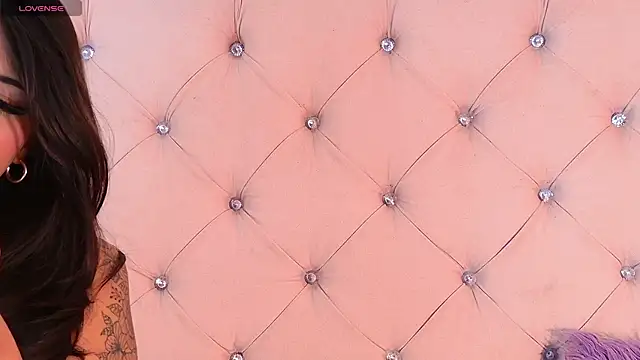 CaterinaRomano online show from 02-25-26, 03:32