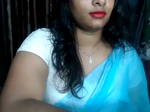 Snapshot of DearKimmi chatting on 02-08-25, 11:02 DearKimmi online show from 02-08-25, 11:02