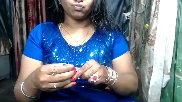 Snapshot of DearKimmi chatting on 03-01-25, 06:11 DearKimmi online show from 03-01-25, 06:11