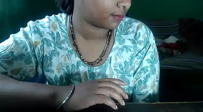 Snapshot of DearKimmi chatting on 03-06-25, 06:48 DearKimmi online show from 03-06-25, 06:48