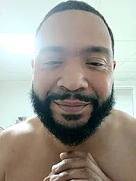 Snapshot of tripping385 chatting on 11-08-25, 06:13 tripping385 online show from 11-08-25, 06:13