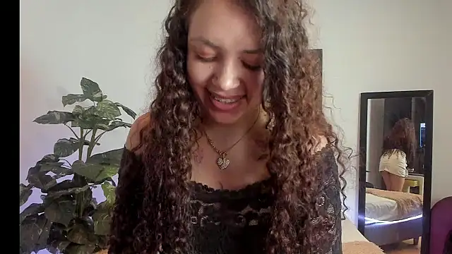 Snapshot of RubyStrong chatting on 10-09-25, 07:45 RubyStrong online show from 10-09-25, 07:45