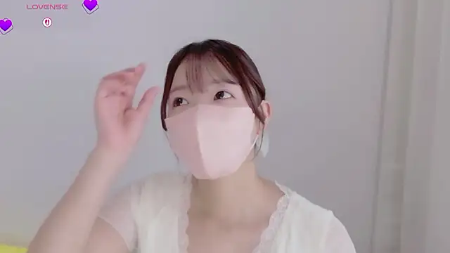 Snapshot of Mayu_o19o chatting on 07-19-26, 02:15 Mayu o19o online show from 07-19-26, 02:15
