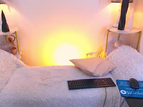 Alluring Carmela online show from 02-02-26, 06:17