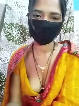 Snapshot of Bhabhilux2025 chatting on 01-13-26, 06:18 Bhabhilux2025 online show from 01-13-26, 06:18