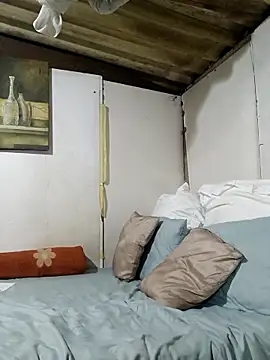 Snapshot of SeductiveDick1997 chatting on 10-13-25, 06:08 SeductiveDick1997 online show from 10-13-25, 06:08