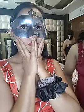 Aarushi sexy online show from 11-07-25, 08:42