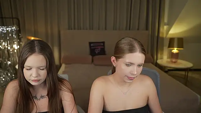 Snapshot of Tiana_Princesss chatting on 11-19-25, 07:25 Tiana Princesss online show from 11-19-25, 07:25