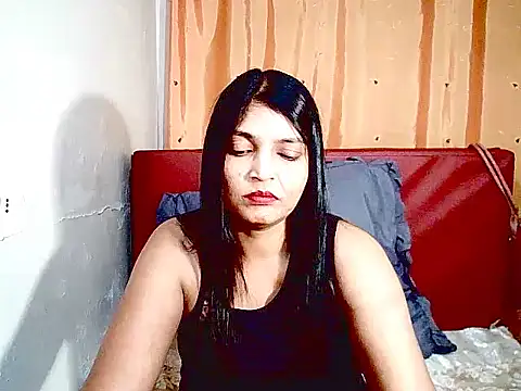 Snapshot of IndianAlisha chatting on 04-24-26, 08:33 IndianAlisha online show from 04-24-26, 08:33