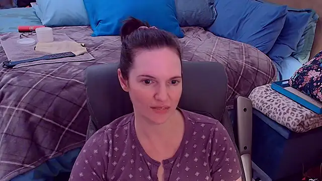 ninajaymes online show from 10-17-25, 09:28