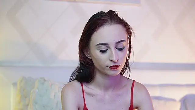 SaraiAngel online show from 09-28-25, 07:19