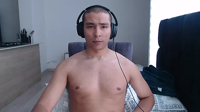 Auron Demon01 online show from 12-18-25, 06:03