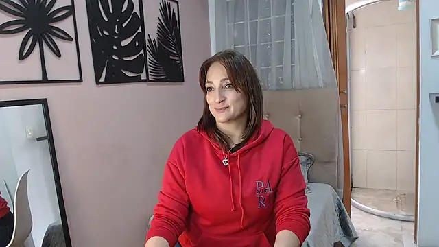 amara rousse1 online show from 11-08-25, 12:49