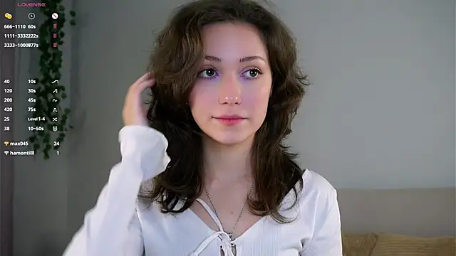 Snapshot of ZeniaBolich chatting on 11-20-25, 09:14 ZeniaBolich online show from 11-20-25, 09:14