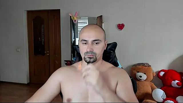 Snapshot of Gri_SH chatting on 09-28-25, 09:47 Gri SH online show from 09-28-25, 09:47