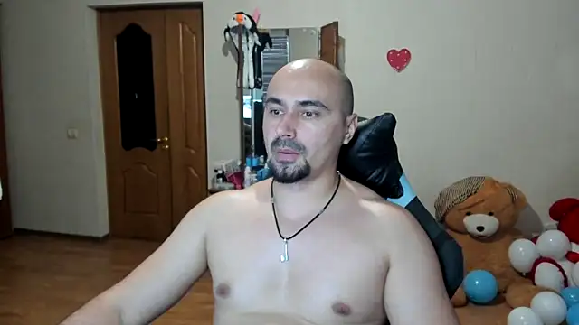 Snapshot of Gri_SH chatting on 10-30-25, 02:07 Gri SH online show from 10-30-25, 02:07