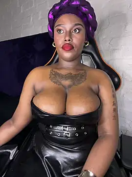 QUEEN NOBUHLE 777 online show from 02-19-26, 10:17