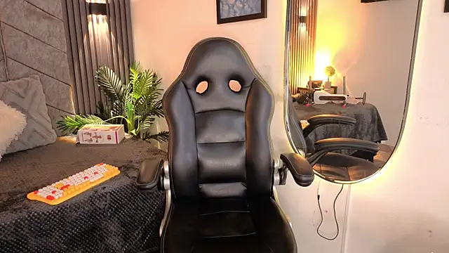 1Anya online show from 12-16-25, 08:03