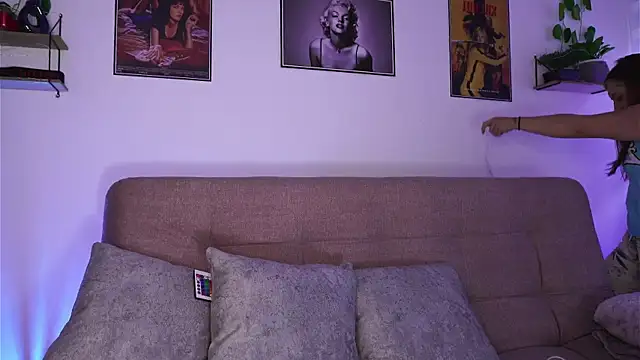 Snapshot of SophiieCumsx chatting on 09-23-25, 12:08 SophiieCumsx online show from 09-23-25, 12:08