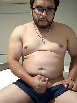 MauxXx93 online show from 02-17-26, 05:37