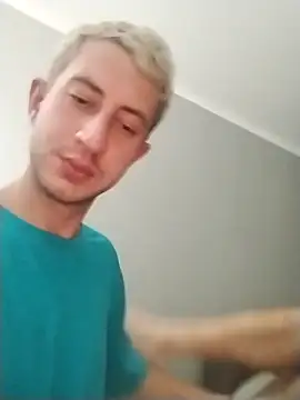 boytwink7 online show from 09-09-25, 10:37