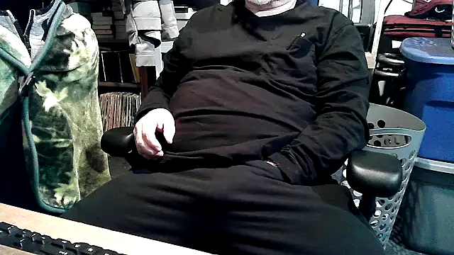 georgew62 online show from 11-02-25, 06:16