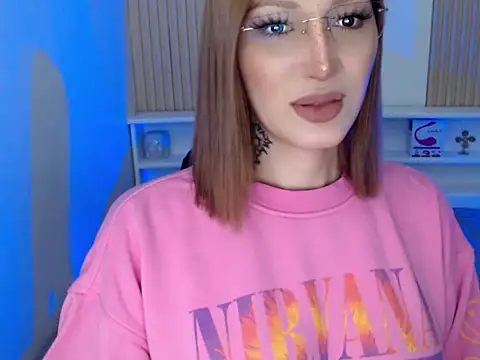 Snapshot of toni_0601 chatting on 12-17-24, 03:50 toni 0601 online show from 12-17-24, 03:50