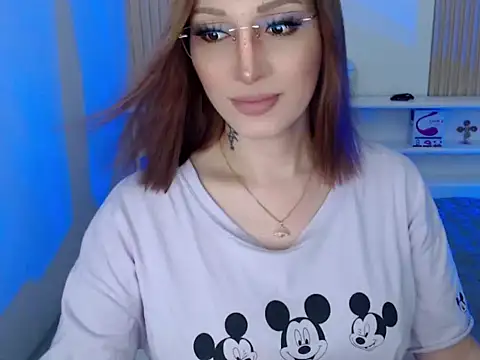 Snapshot of toni_0601 chatting on 12-18-24, 03:47 toni 0601 online show from 12-18-24, 03:47