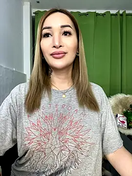 Snapshot of toni_0601 chatting on 10-23-25, 03:17 toni 0601 online show from 10-23-25, 03:17