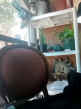Snapshot of Goldenndoll chatting on 11-23-25, 08:41 Goldenndoll online show from 11-23-25, 08:41