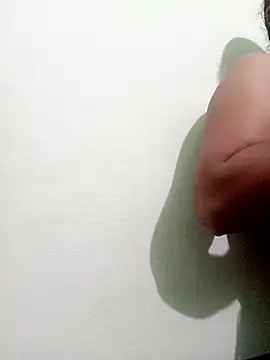 Snapshot of Telugu_hot_cpl chatting on 10-06-25, 05:10 Telugu hot cpl online show from 10-06-25, 05:10