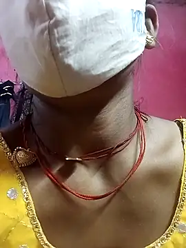 Snapshot of Sharmili_xx chatting on 09-24-25, 03:26 Sharmili xx online show from 09-24-25, 03:26