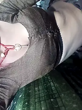 Snapshot of Sharmili_xx chatting on 10-07-25, 12:19 Sharmili xx online show from 10-07-25, 12:19